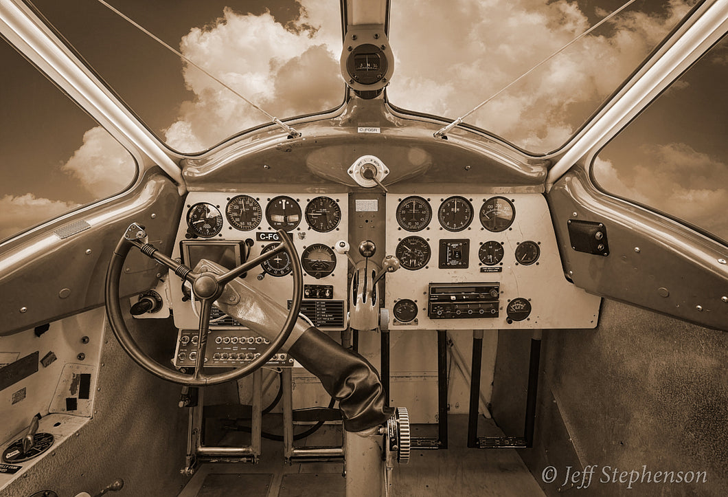 Noorduyn Norseman Cockpit